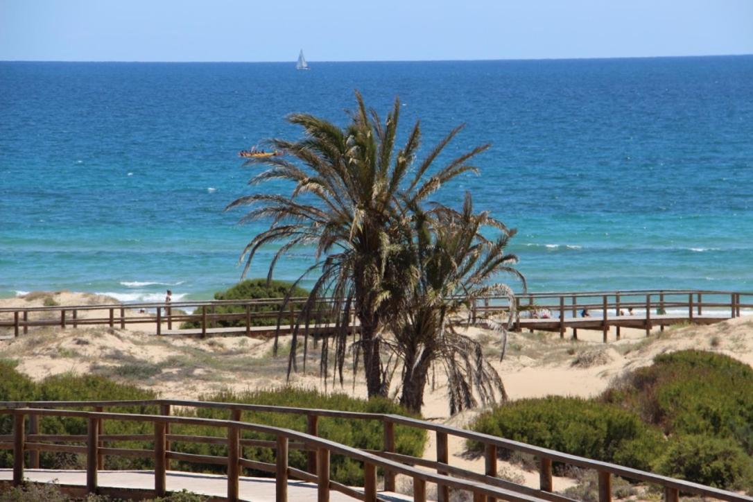 Bonita Casa En Urbanizacion Privada Muy Cerca Del Mar Y De Alicante Gran Alacant Eksteriør billede